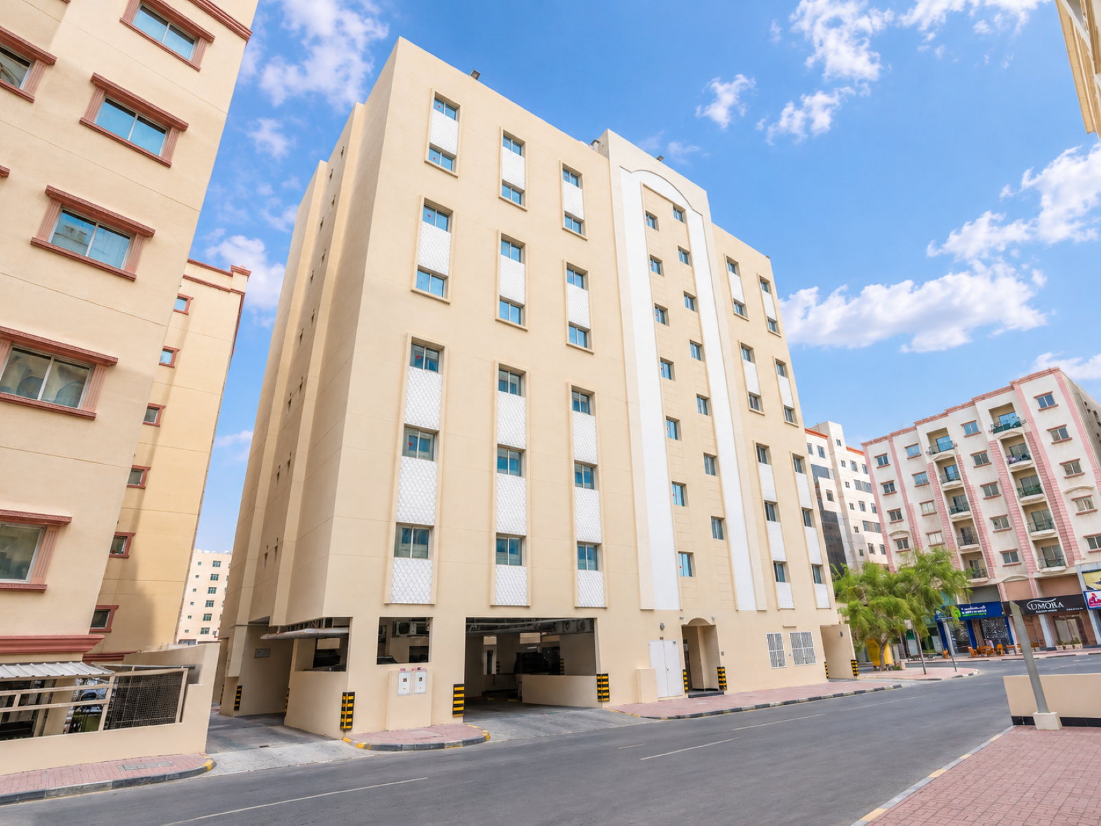 Well-Located 2 & 3BHK Apartments in Bin Mahmoud