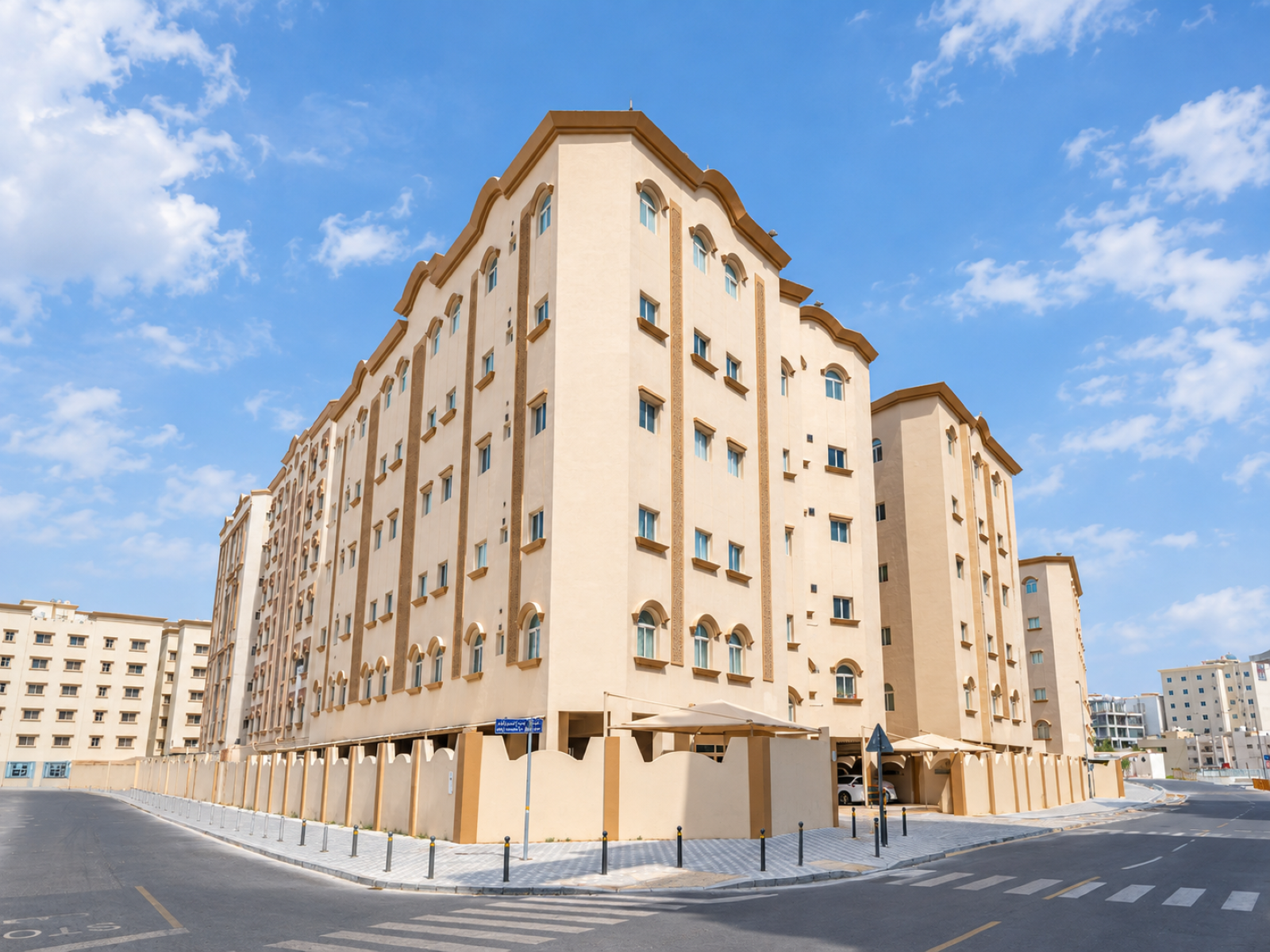 2BHK Unfurnished Apartment in Najma with Easy Access to Metro
